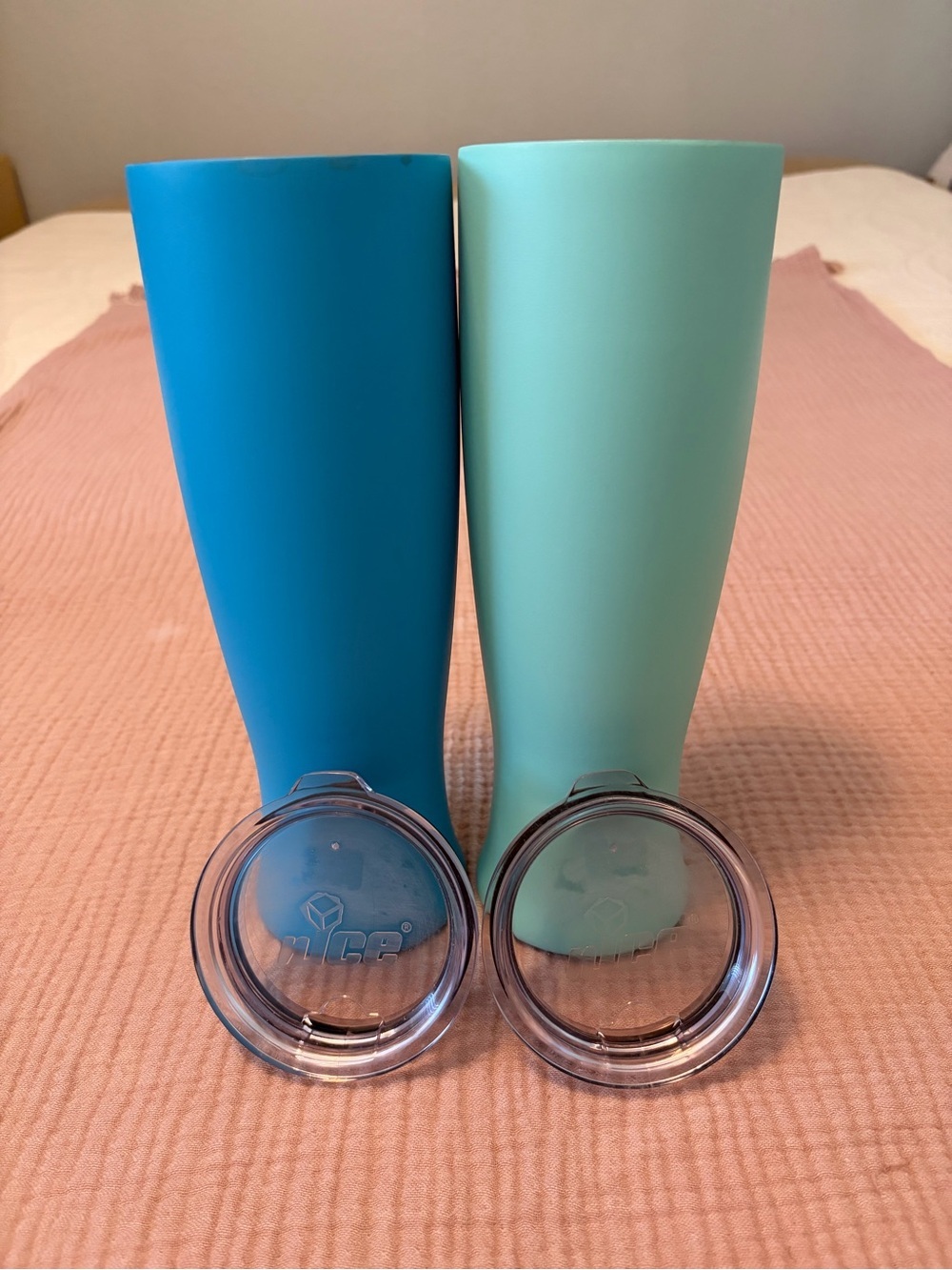 Ice Brand From Buc-ee’s 2 Insulated Matte Blue and Aqua Travel Tumblers W/Lids